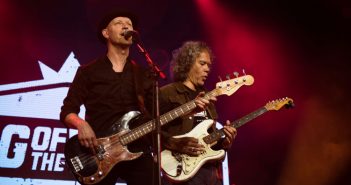 Erwin Java neemt met een spetterend optreden afscheid van KOTW tijdens Ribs & Blues Festival Ribs & Blues