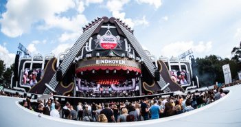 Eerste Vliegende Vrienden van Amstel geslaagd