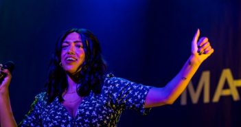 Mahalia geeft gelikte performance in LantarenVenster
