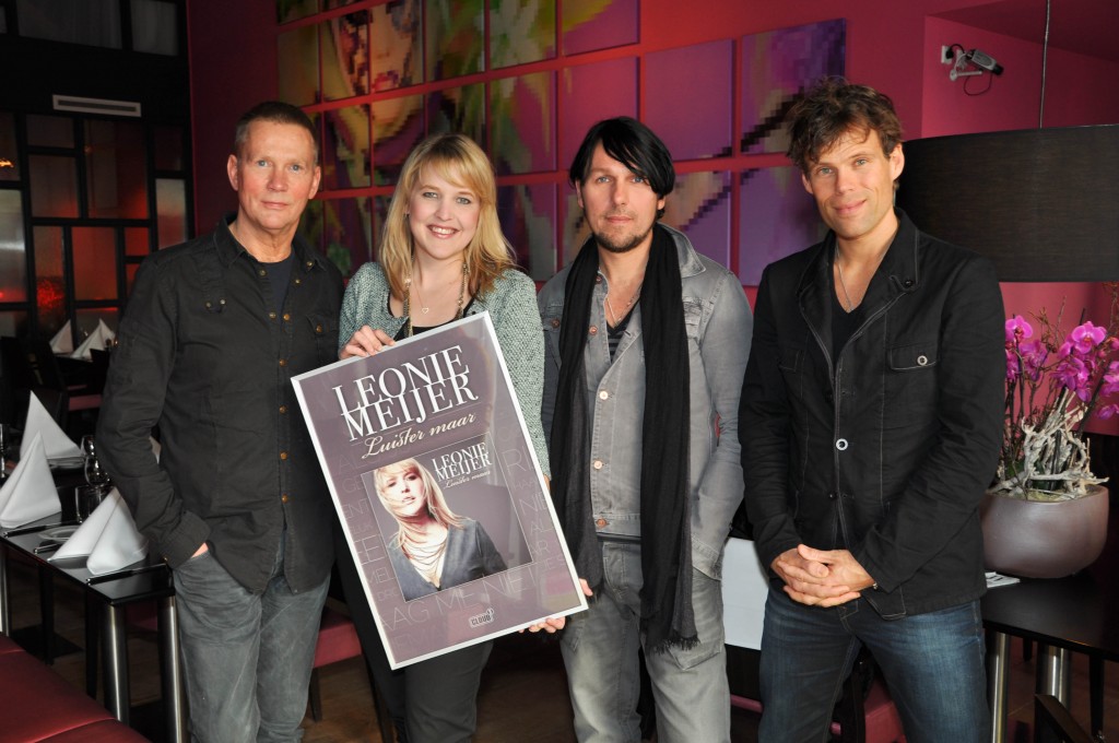 3JS verrassen Leonie Meijer met Luister Maar