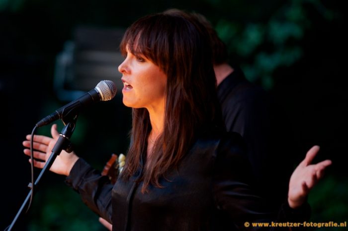Wende Snijders (Natuurtheater De Kersouwe – Heeswijk, 14-6-2013)