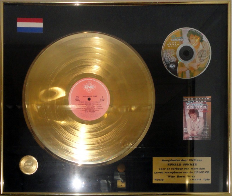Gouden platen CNR en Roadrunner geveild