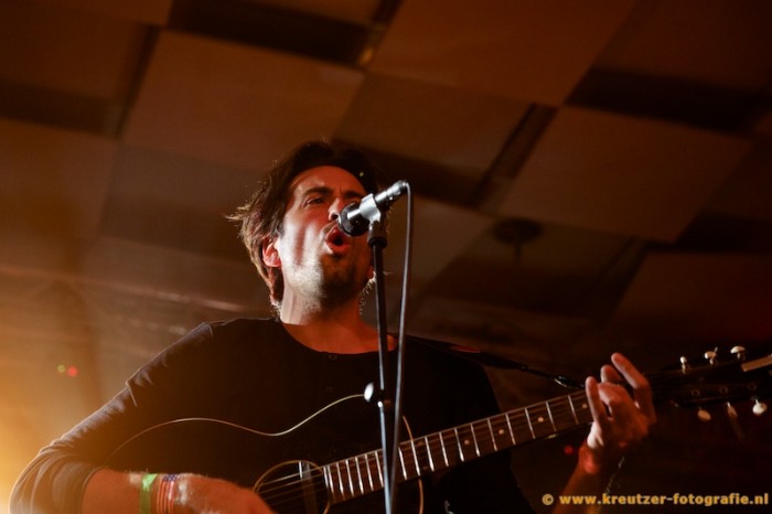 Dotan ontvangt dubbel platina award voor ‘Home’