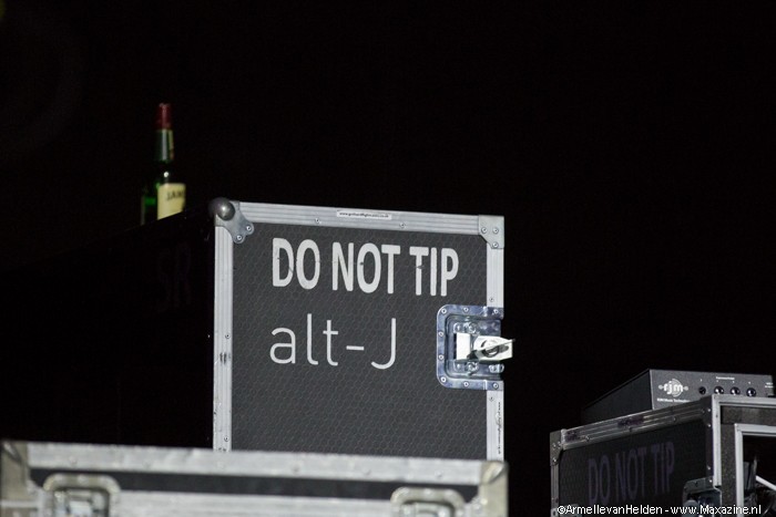 Alt-J presenteert nieuw materiaal in intieme Jupiler Zaal van 013 Alt J Alt-J