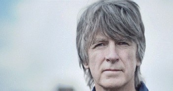 27 mei, de verjaardag van Neil Finn Neil Finn