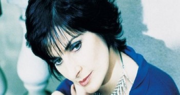 17 mei, de verjaardag van Enya enya