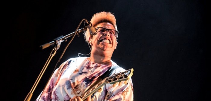 Bier, zonnebrand, weedburgers en bandjes kijken – Down the Rabbit Hole dag 2