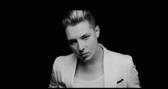 John Newman kondigt in oktober te verschijnen album ‘Revolve’ aan