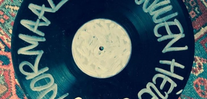 Normaal en Rowwen Hèze nemen band-duet ‘Gries’ op