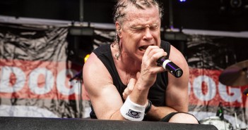 Dog Eat Dog veroorzaakt muzikale aardbeving in Dynamo