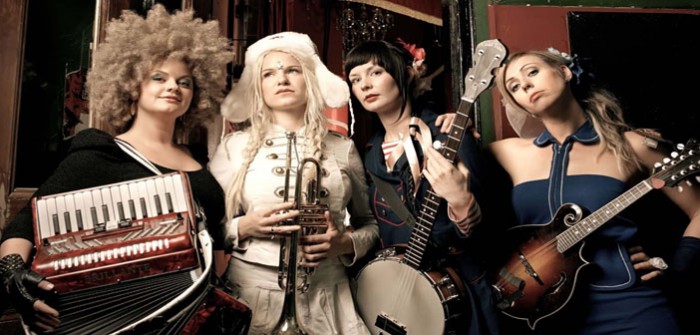 Katzenjammer in Openluchttheater Caprera Bloemendaal katzenjammer