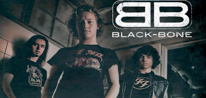 Black-Bone albumpresentatie in Effenaar Eindhoven black-bone