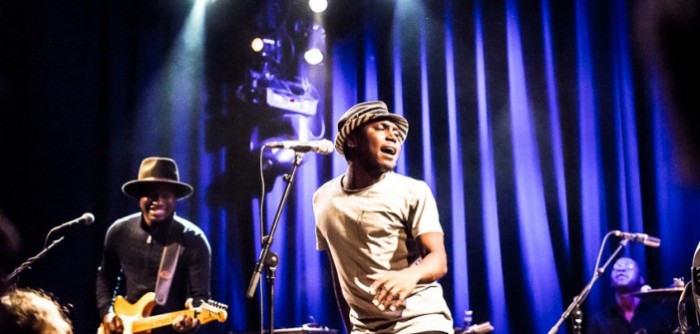 Songhoy Blues doet kleine zaal Paradiso schudden