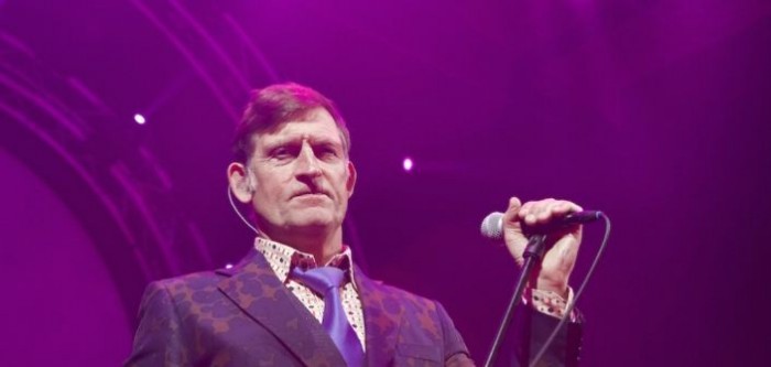 De Dijk & Amsterdam Sinfonietta naar Carré