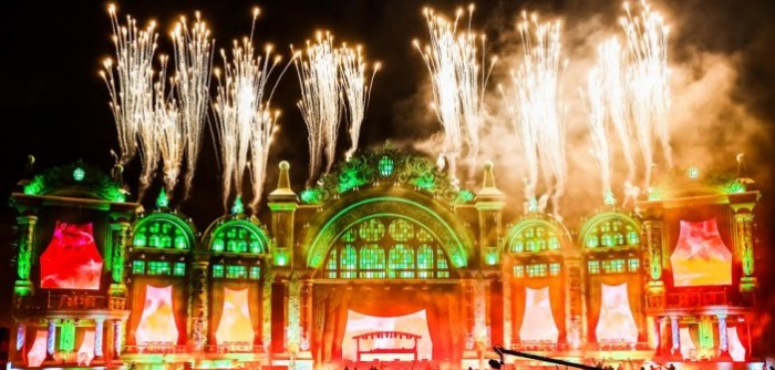 Uitverkocht 7th Sunday krijgt extra glans door verrassingsbezoek Hardwell