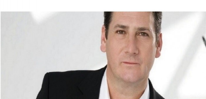 2 juni, de verjaardag van Tony Hadley tony hadley