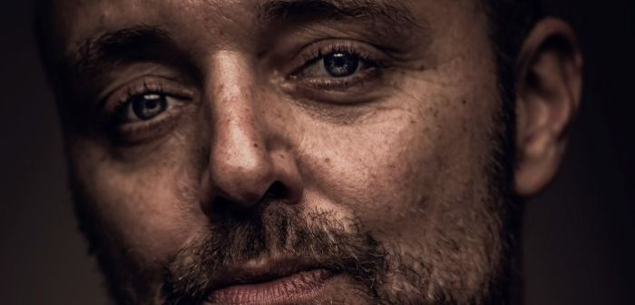 Niels Geusebroek kondigt najaarsclubtour aan Niels Geusebroek