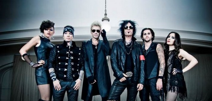 Sixx:A.M.