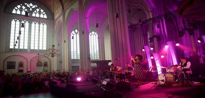 Volop energie bij Gospelsessies met Michelle David in de Stevenskerk gospelsessies