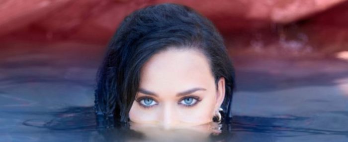 Katy Perry brengt officiële videoclip van ‘Rise’ uit