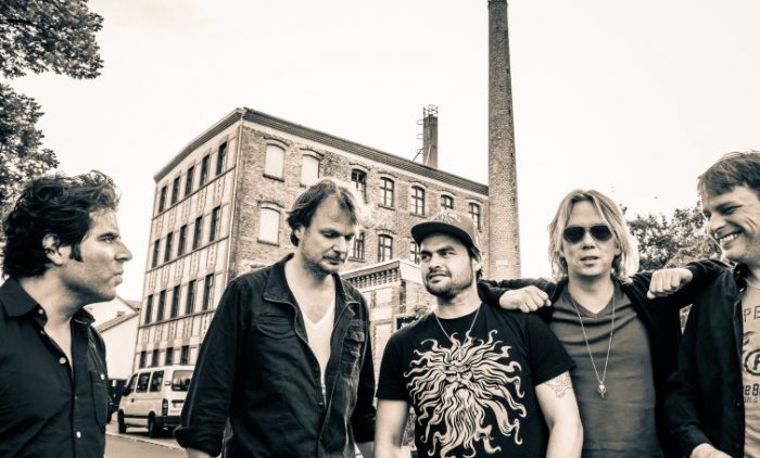 Van Dik Hout naar De Helling Van Dik Hout