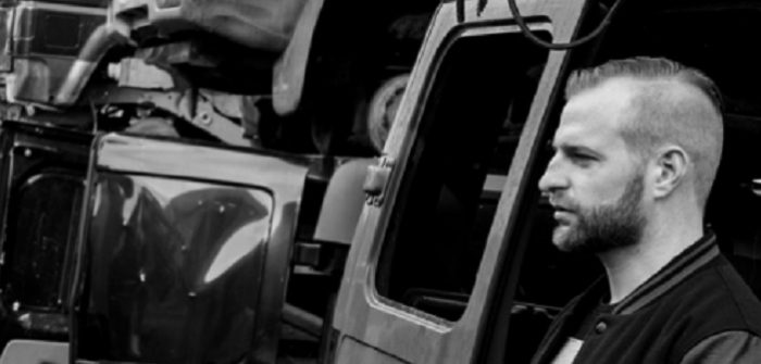 Clip Primeur: Simson Ft. James & Mell – Stunten of stuntelen simson