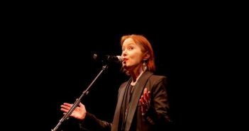 Concerttip zondag 16 juni: Suzanne Vega in TivoliVredenburg Suzanne Vega