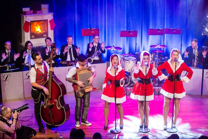 Liptease was Coming to Town Liptease