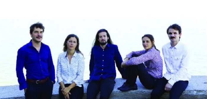 Experimentele Franse pop band Aquaserge komt met nieuw album Aquaserge