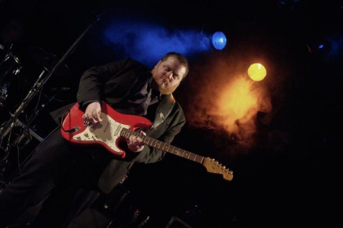 Concerttip zondag 19 november: Danny Bryant XXL show in De Bosuil Danny Bryant