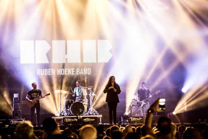 Gitarist Ruben Hoeke naar Podium Duycker Ruben Hoeke Band