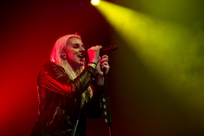 PVRIS naar Patronaat