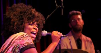 Maxazine bestaat 10 jaar – Win kaarten voor Michelle David & The Gospel sessions in Burgerweeshuis Deventer