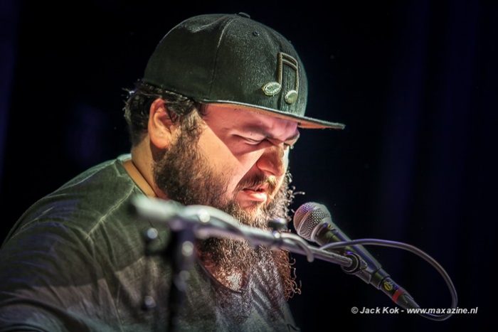 Henrik Freischlader toonde zijn liefde voor de muziek in De Bosuil