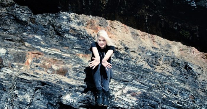 Rotterdamse zangeres Leonie Meijer met intiem theaterconcert in Theater Zuidplein Leonie Meijer