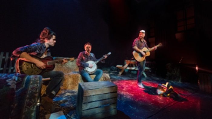 Niels Geusebroek stookt het vuurtje op in theater Niels Geusebroek Wildfire