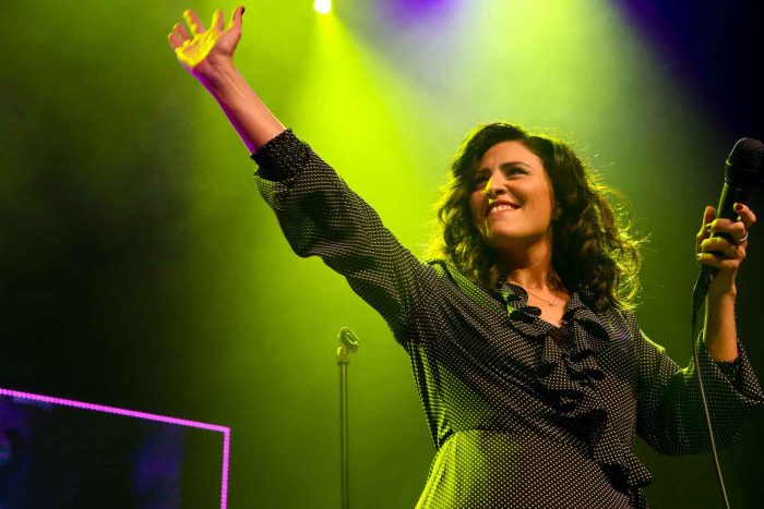 Forever Amy kleurt strak binnen de lijntjes Forever Amy