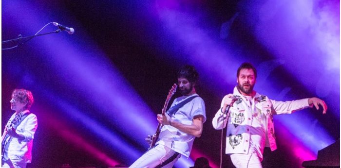 Kasabian geeft Brits feestje in Afas Kasabian