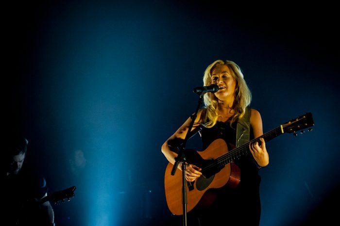 Zangles van Miss Montreal in Hedon Miss Montreal