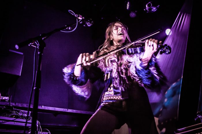 My Baby in een uitverkocht 013 My Baby