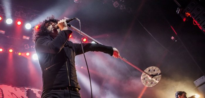 At the Drive In overtuigt het publiek na een moeilijke start