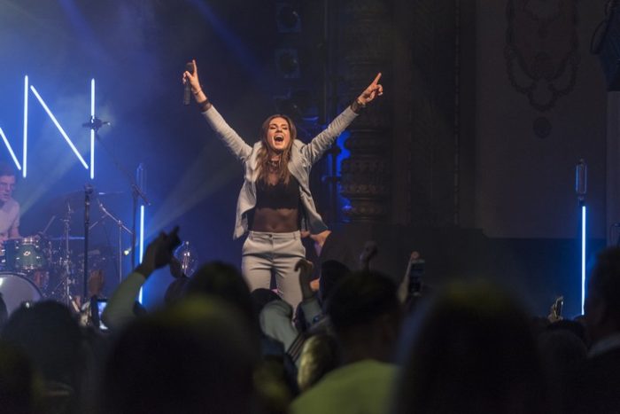 Maan laat meisjesdroom uitkomen in het Arnhemse Luxor Live Maan