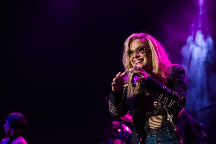 Anastacia – Afwisselend poeslief en rauw in Oosterpoort Anastacia