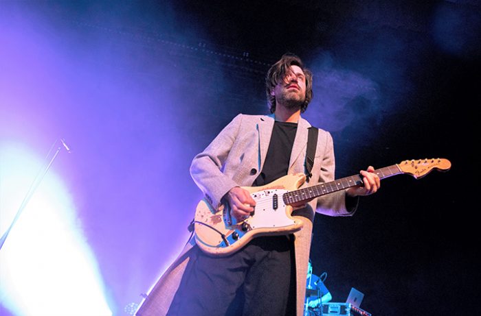 J. Bernardt trekt alles uit de kast in De Roma in Antwerpen