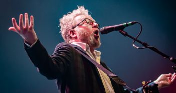 Flogging Molly zorgt voor groots Iers feest in kokende 013