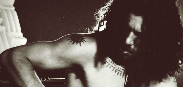 AkoestiCafé met Engelse blues-sensatie John Fairhurst