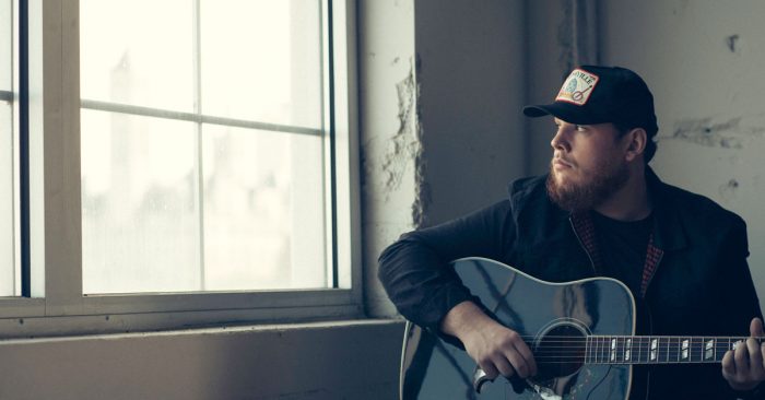 Upgrade naar grote zaal Melkweg perfect voor Luke Combs Luke Combs