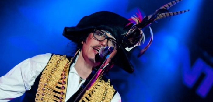 3 november, de verjaardag van Adam Ant Adam Ant