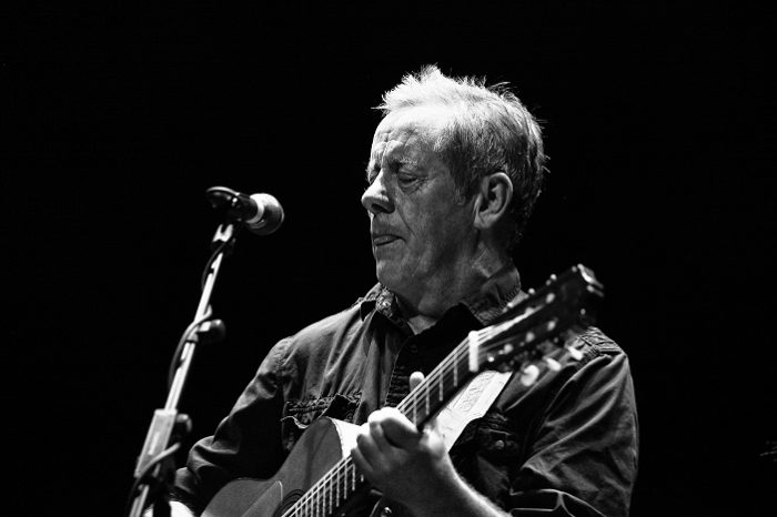 Luka Bloom tour verplaatst en extra show toegevoegd Luka Bloom