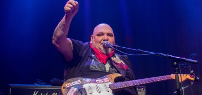 Eric Gales & Popa Chubby: Twee geweldige blues-rock optredens op één avond in Metropool